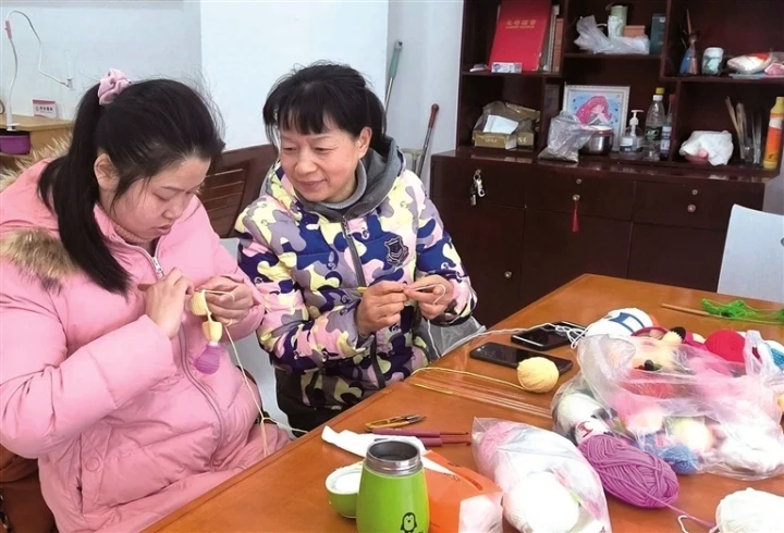 逆風(fēng)逐夢巧手編織芳華人生